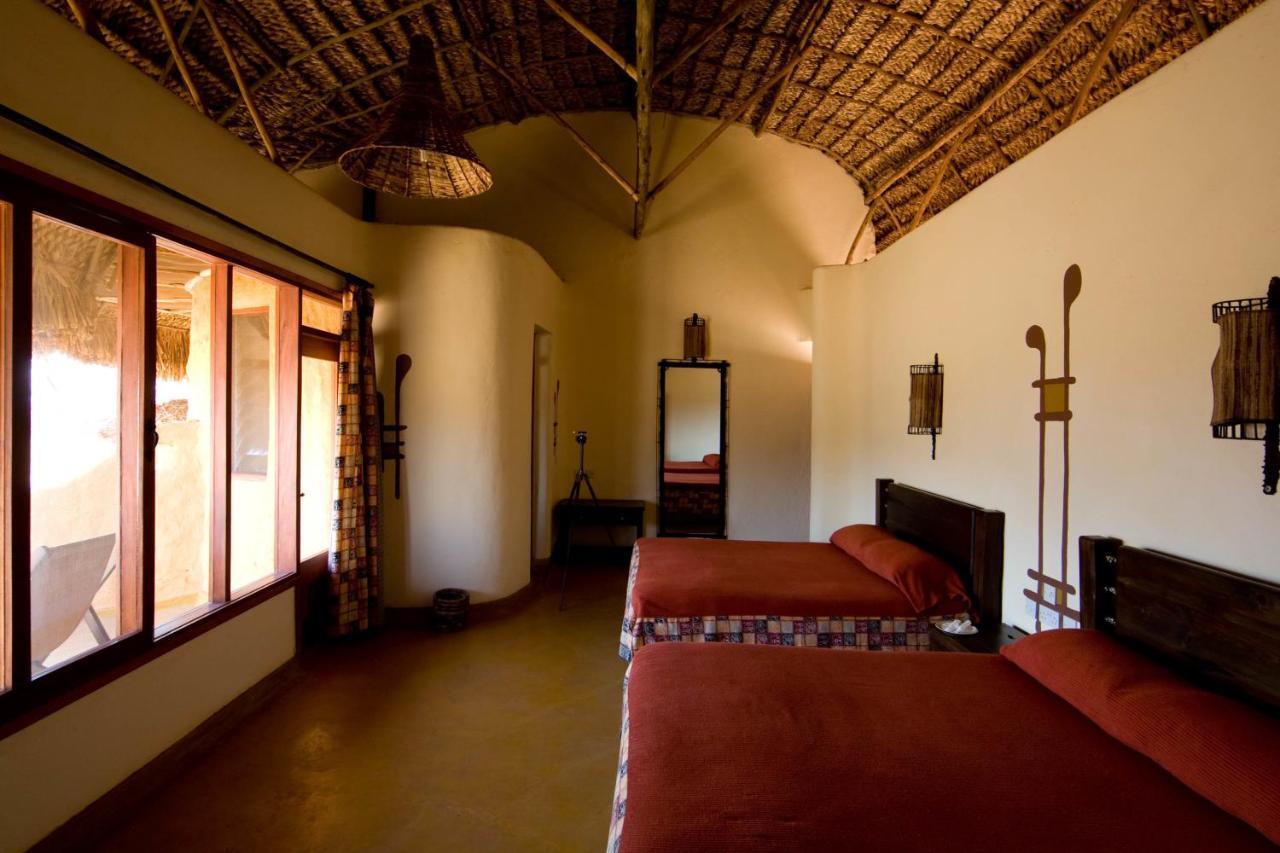 Samburu Sopa Lodge Archers Post Bagian luar foto